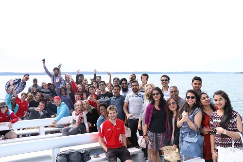 Griffith Mates - Whale Watching Day Trip / Brisbane Students